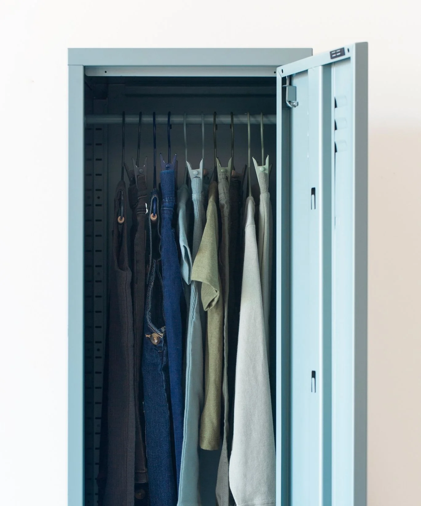 Kids Top Hangers in Winter - Image 3